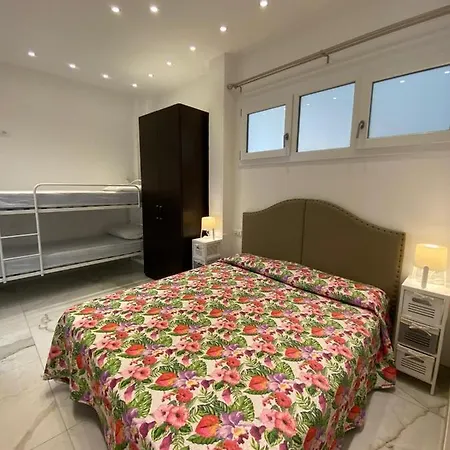 Pinetina アパート *